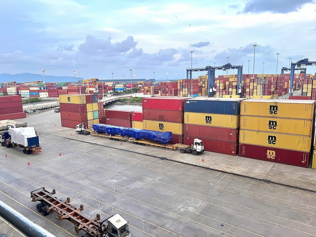 CARGO LOADING & DISCHARGING SUPERVISION AT PORT - Công ty Cổ phầm Giám ...